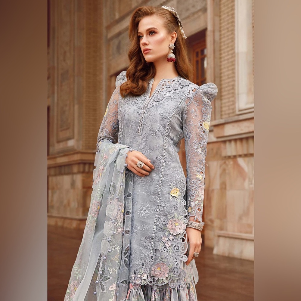 Pakistani/Indian outfit Deaigner Maria B